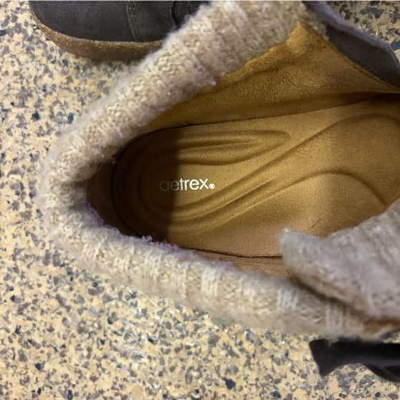 Cozy High-Top Sneakers with Knit Cuff - Picture 8 of 8